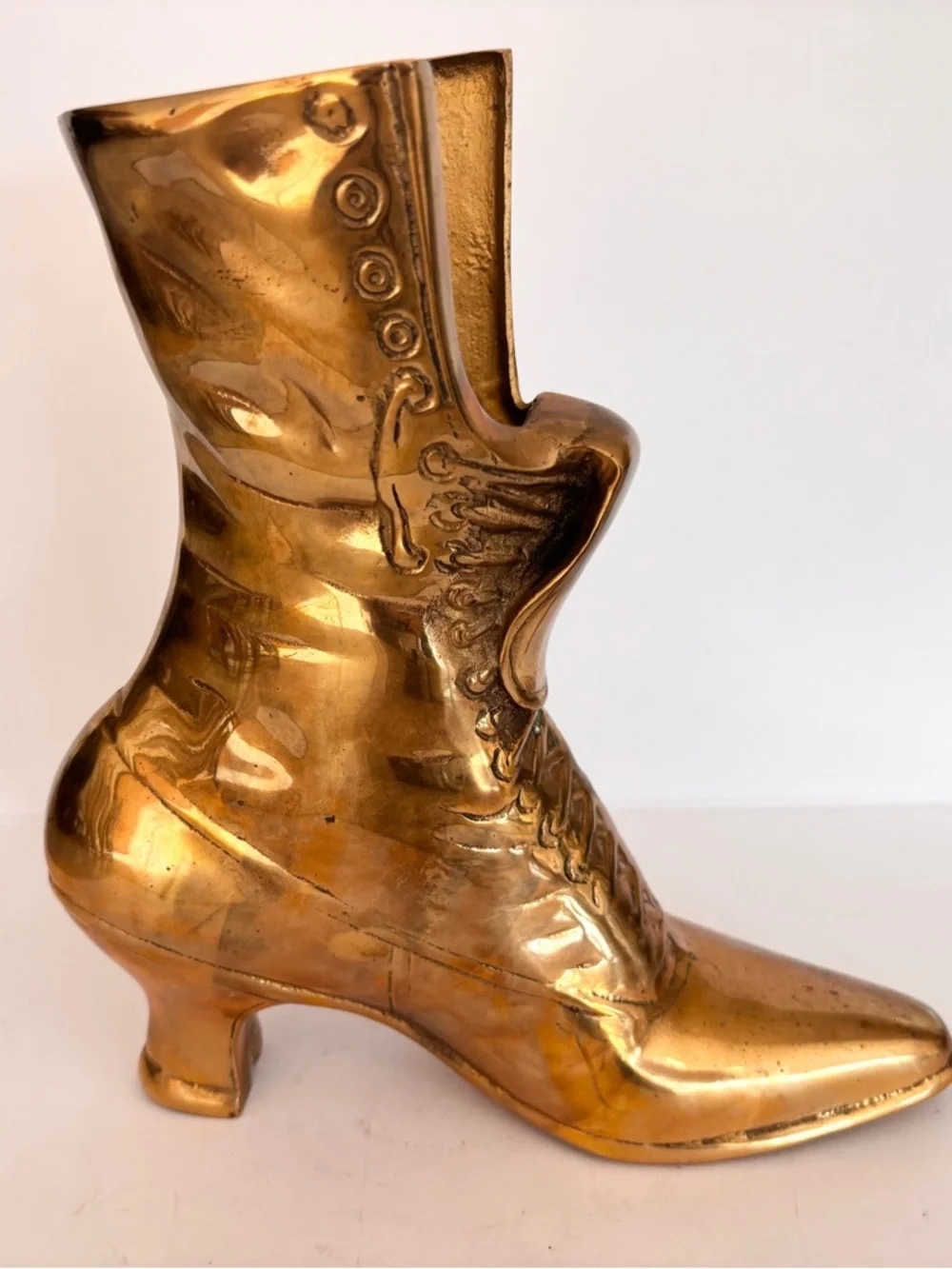 Victorian Vintage Brass Boot Planter Shelf Decor MCM Hollywood Regency Art Deco - Picture 3 of 10
